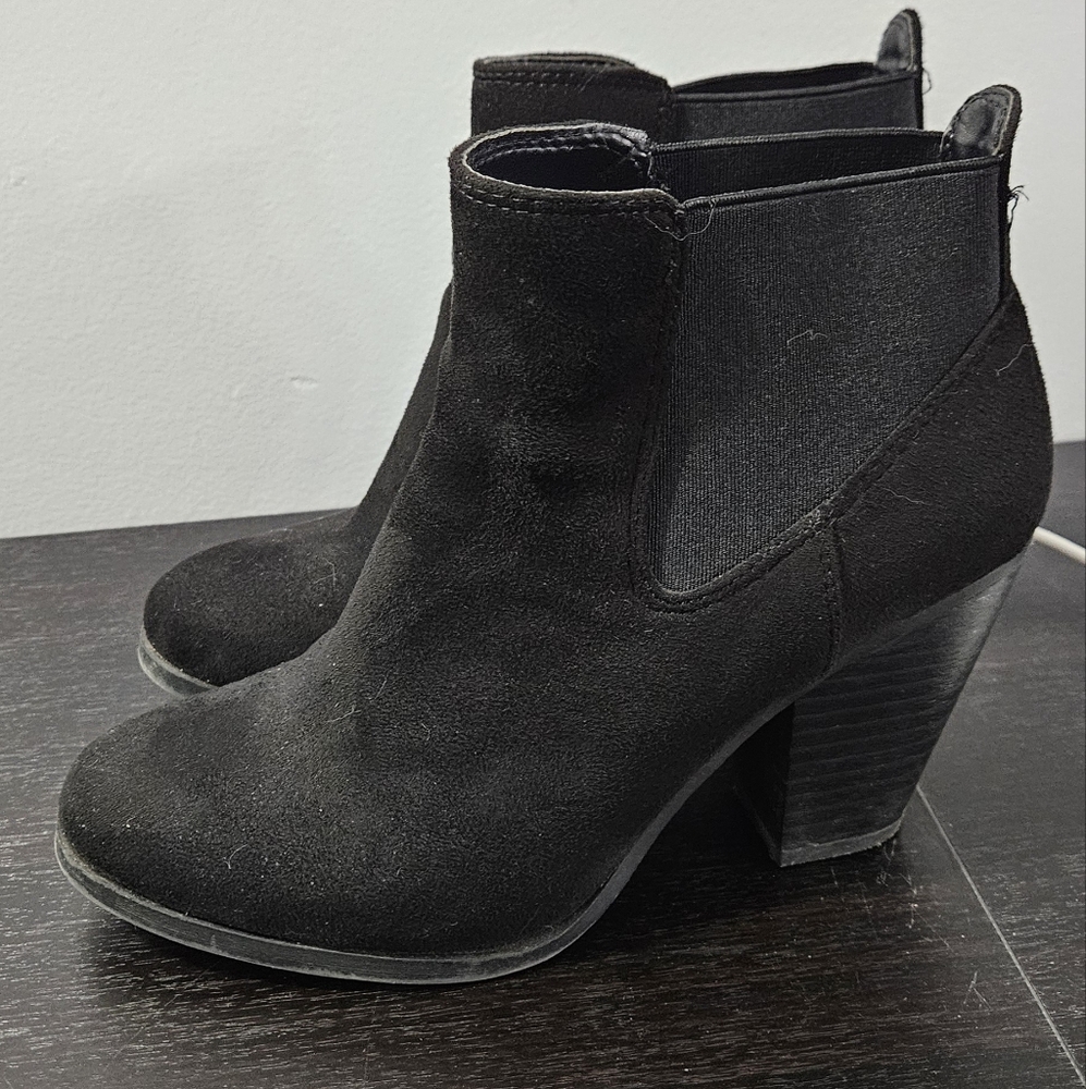 Black suede ankle boots